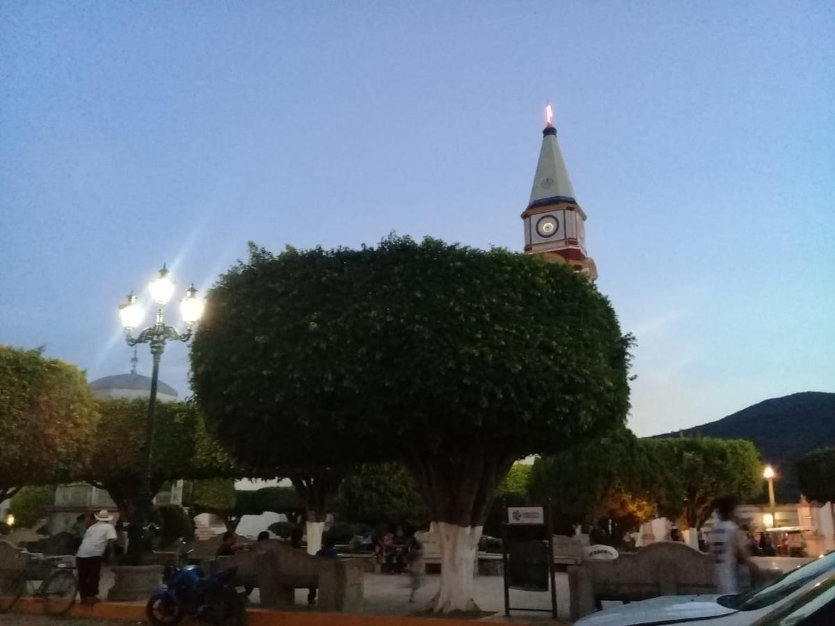 Hotel Hacienda La Puerta De Enmedio Mascota Zewnętrze zdjęcie